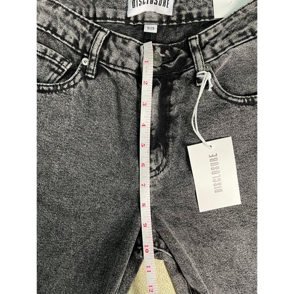 Disclosure Wide Leg Low-Rise Jeans with Pink Bow Detail Size 9/29 - Picture 6 of 9